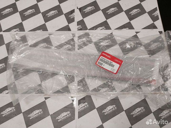 Накладка стойки двери задний левый Honda CR-V 5