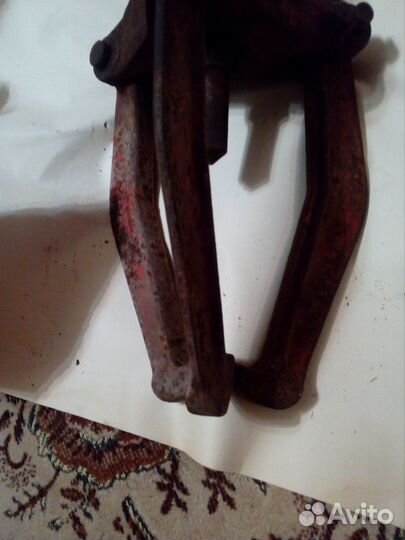 Съемник мощный трехлапый СССР