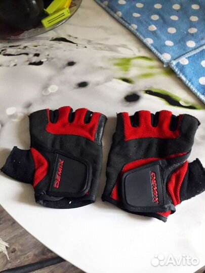 Перчатки для фитнеса женские