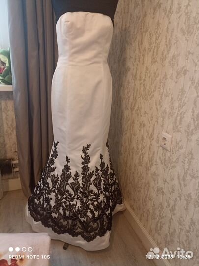 Вечернее платье