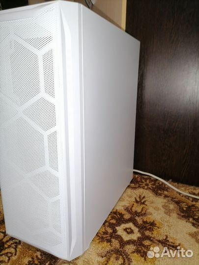 Корпус для пк белый
