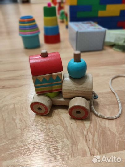 Паровоз пирамидка конструктор шнуровка