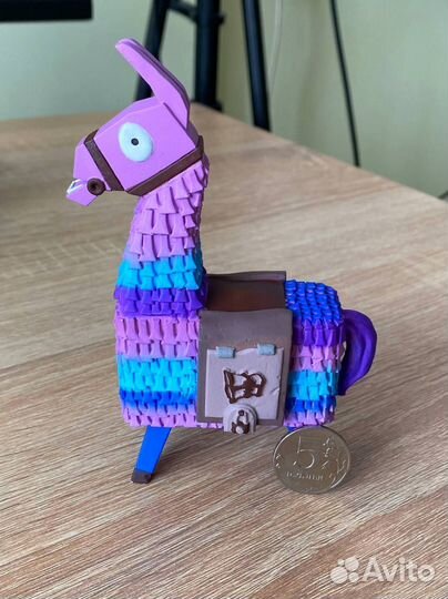 Фигурка fortnite llama