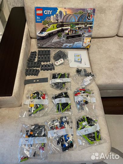Lego City Пассажирский экспресс-поезд 60337