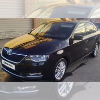 Skoda Rapid 1.6 AT, 2019, 97 000 км, с пробегом, цена 1 360 000 руб.