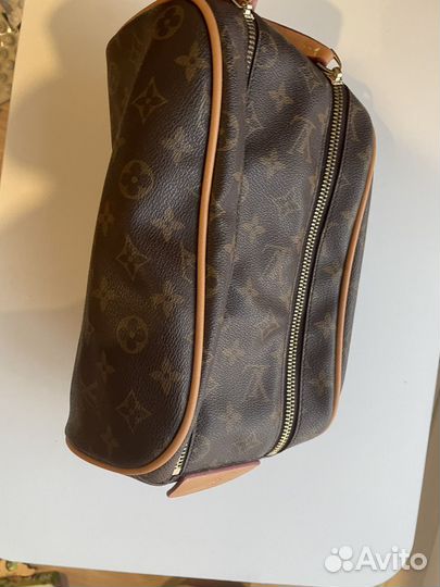 Косметичка lv