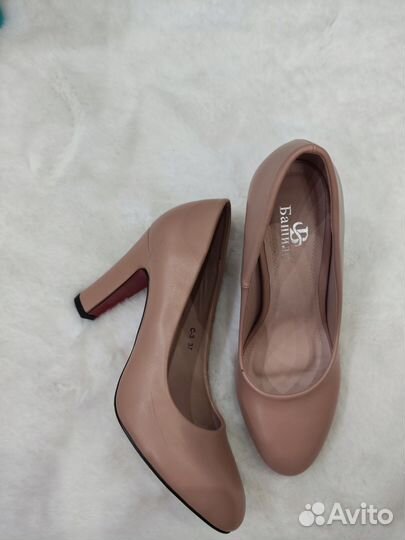 Туфли женские 37 размер натуральная кожа бежевые