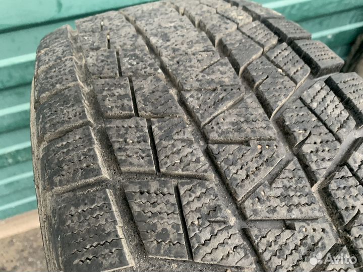 Bridgestone Blizzak DM-V1 265/65 R17 112R