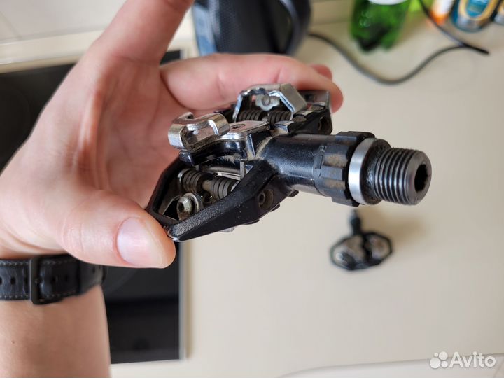 Продам контакты wellgo