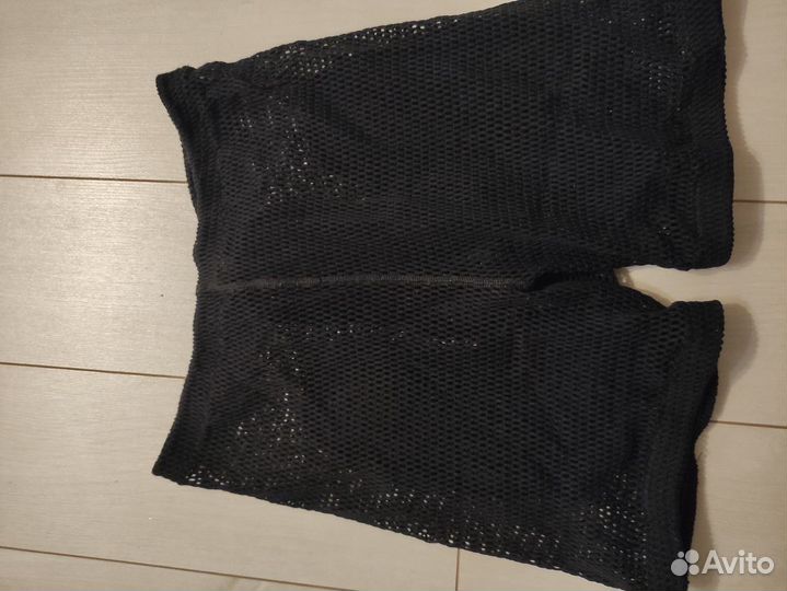 Защитные шорты для сноуборда