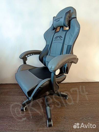 Геймерское кресло с подножкой. Новое