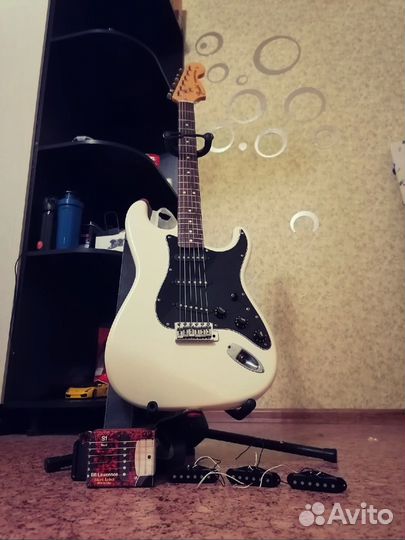 Fender Stratocaster Japan ST-72 1997