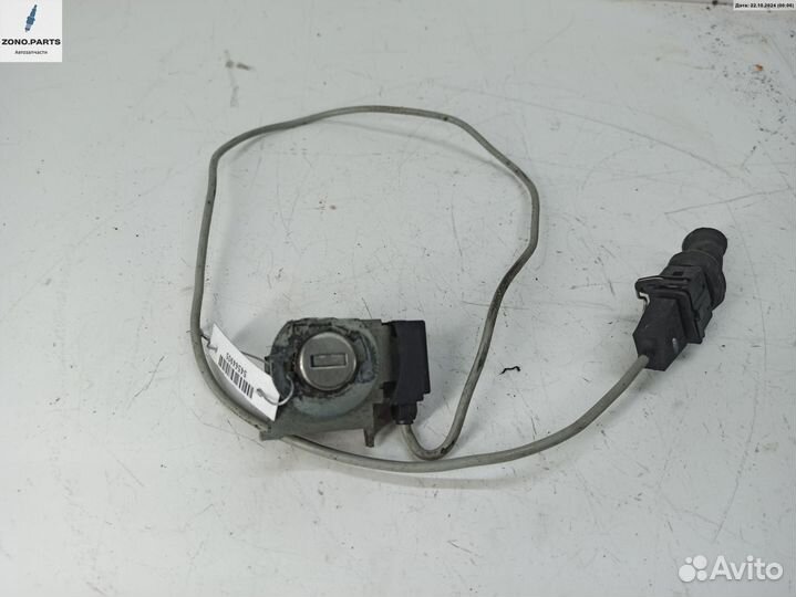 Личинка замка на Audi A4 B5 (1994-2001)
