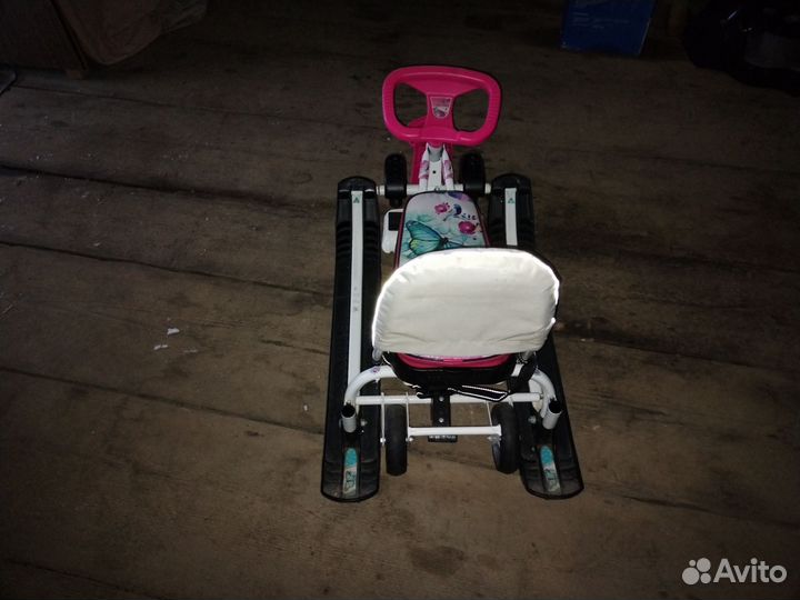 Детский снегокат с колесами