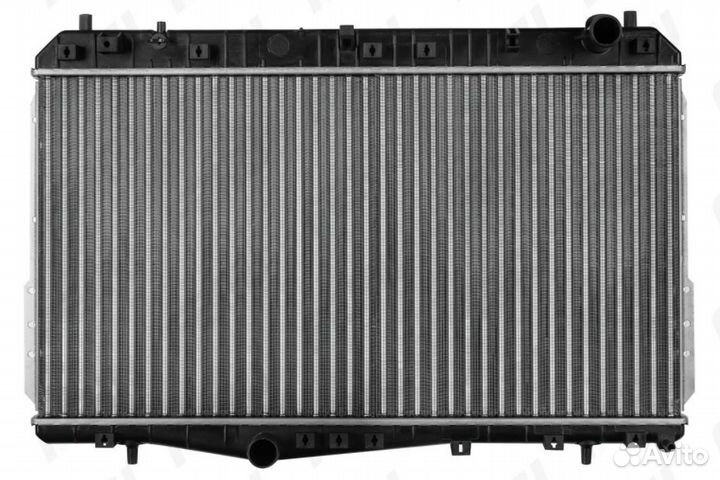 Радиатор охлаждения двигателя Шевроле Лачетти