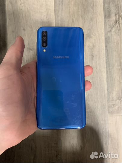 Samsung Galaxy A50, 4/64 ГБ