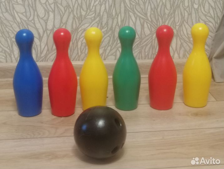 Игра Детский боулинг с мячом