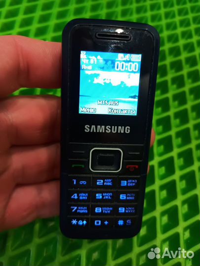 Samsung E1070