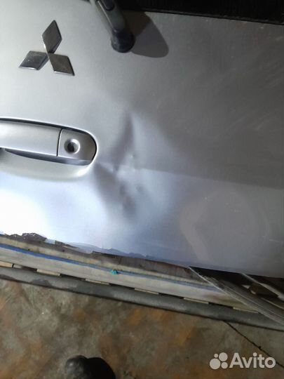 Дверь багажника mitsubishi colt
