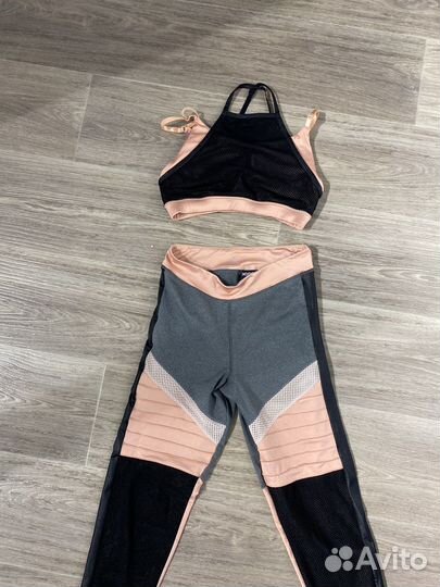 Костюм для фитнеса женский 42-44