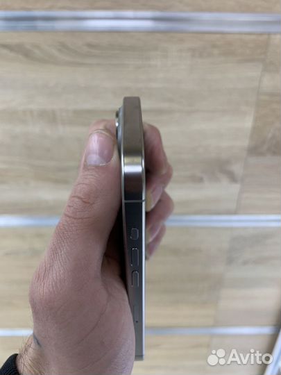 iPhone 15 Pro, 128 ГБ