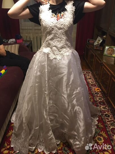 Платье свадебное