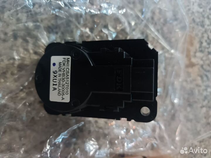 Сервопривод заслонок печки Митцубиси Лансер 9 Mits