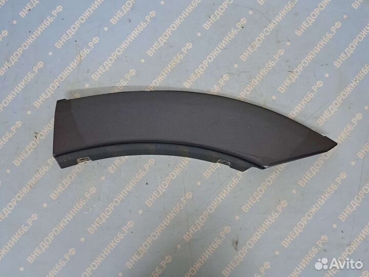 Накладка заднего левого крыла 5 дв Pajero 3 03-06
