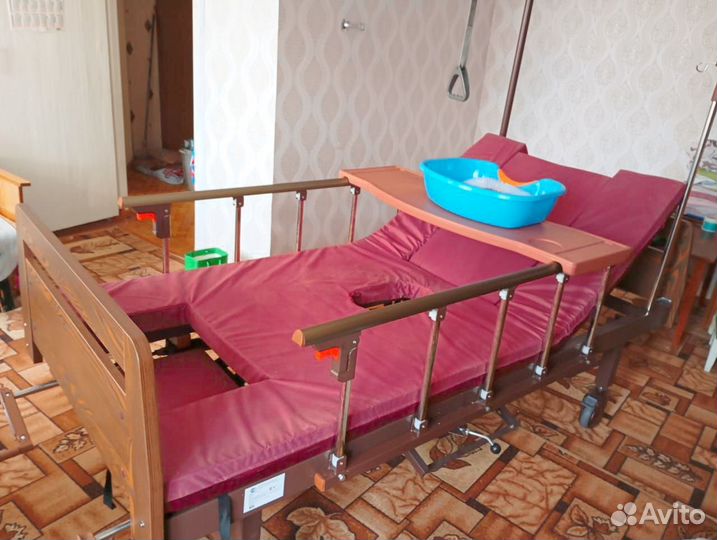 Кровать медицинская, механическая