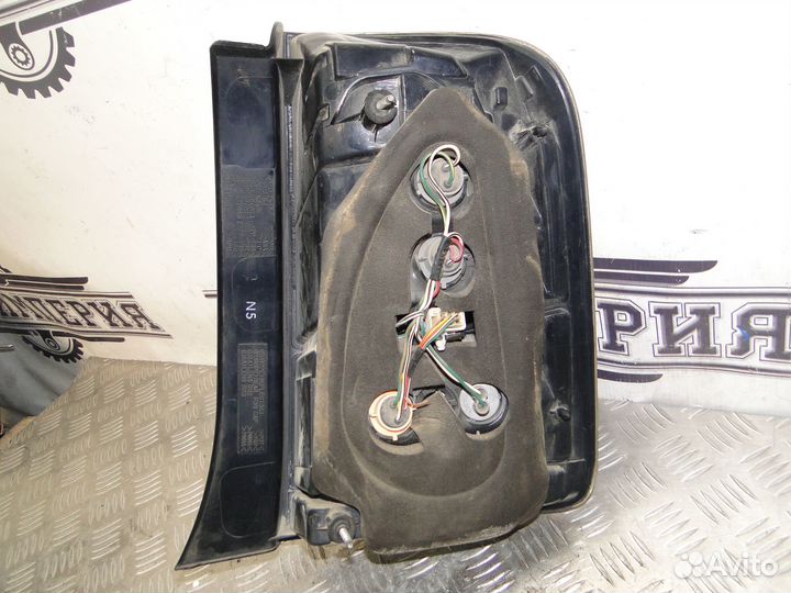 Фонарь задний левый Toyota Prius 20 2007 1.5