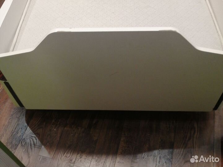 Кровать с матрасом