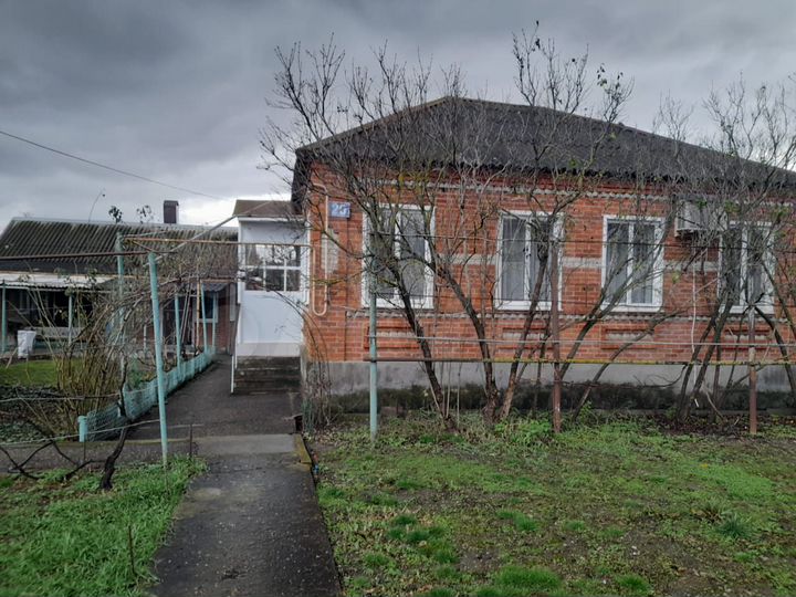 Дом 58 м² на участке 7 сот.