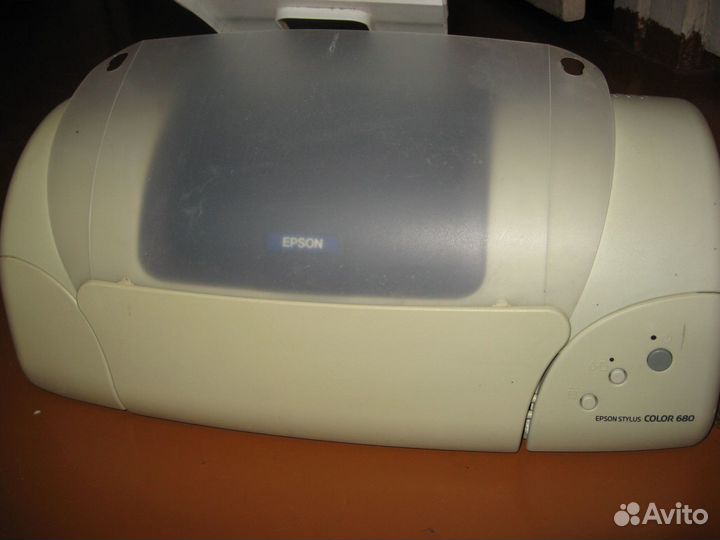 Epson Stylus Color 680 (A4, 2880dpi, USB)