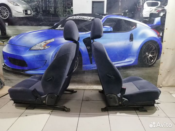 Передние задние сиденья в сборе Nissan Primera P12