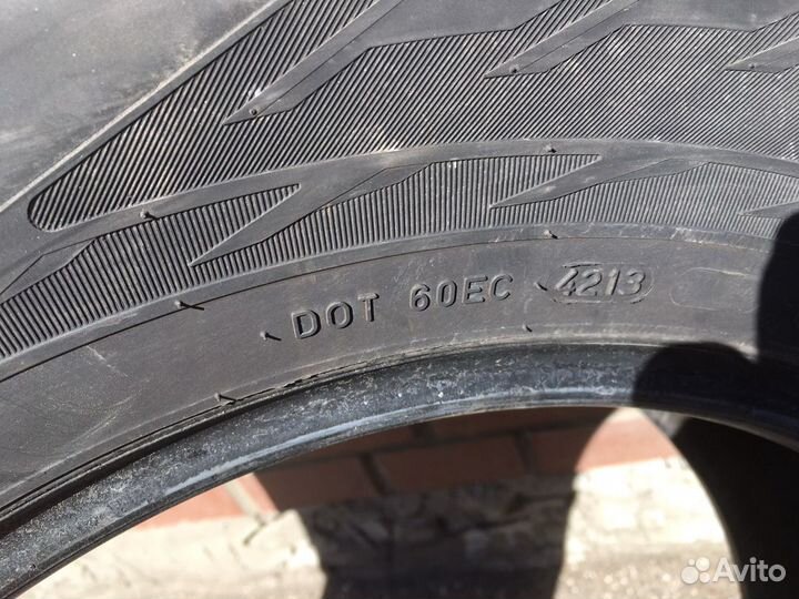 Nokian Tyres Hakkapeliitta R2 SUV 235/65 R17