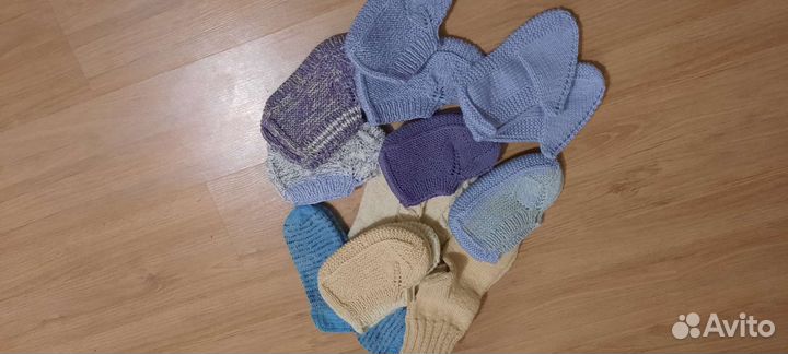 Носки и тапочки вязаные
