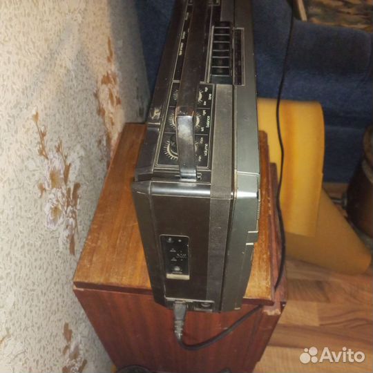 Магнитофон, sharp. Конец