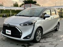 Toyota Sienta 1.5 CVT, 2018, 58 000 км, с пробегом, цена 1 650 000 руб.