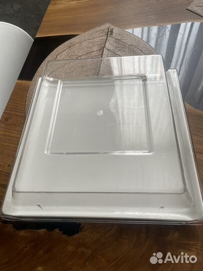 Тарелка с крышкой