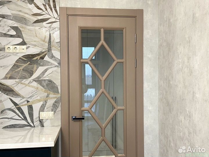 Двери межкомнатные / Двери входные