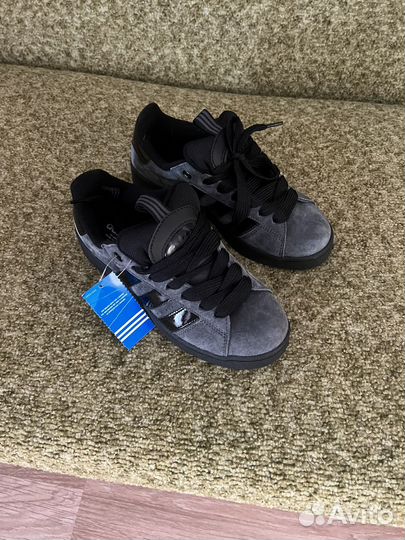 Кроссовки adidas