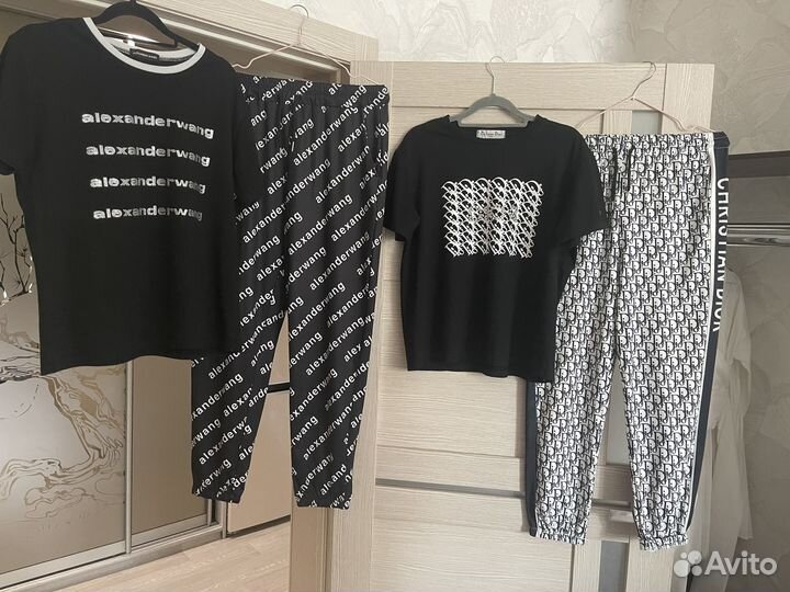 Продам женскую одежду