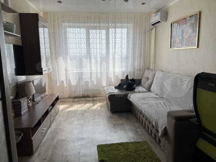 2-к. квартира, 51 м², 5/10 эт.