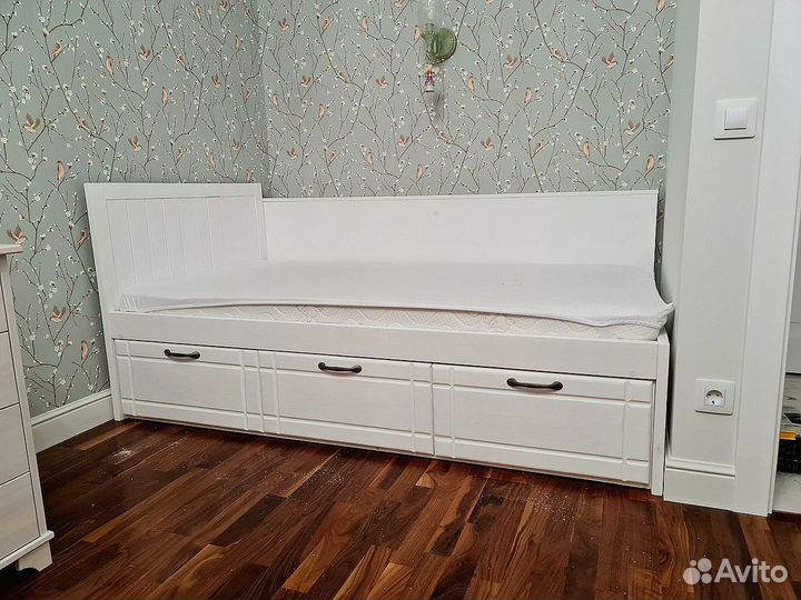 Кровать детская