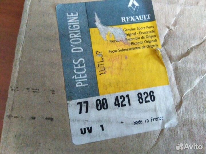 Кулак поворотный передний правый Renault Laguna