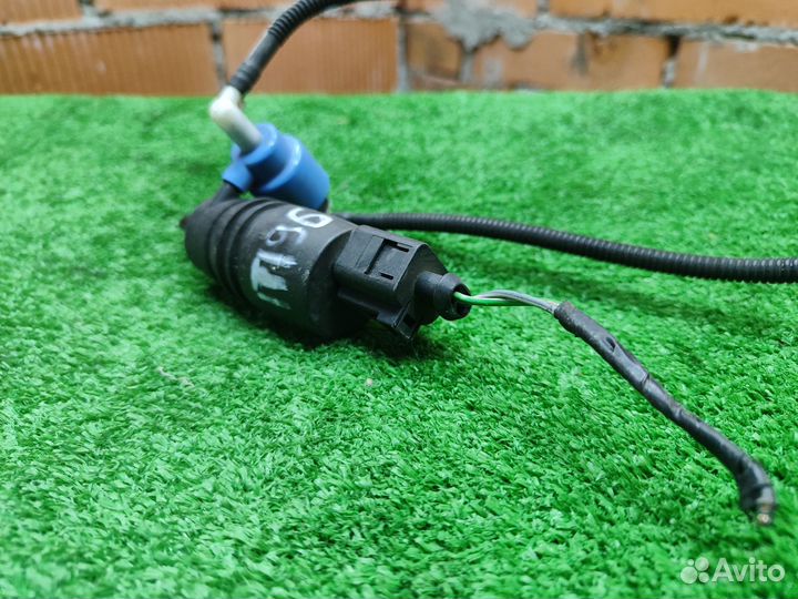 Моторчик омывателя Volkswagen Touareg 7L