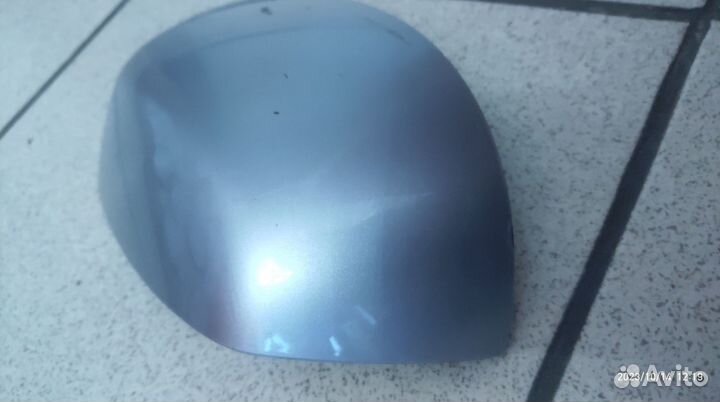 Накладка корпуса зеркала правая Ford Fusion