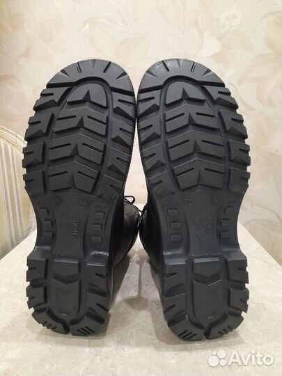 Новые зимние армейские берцынатуральный мех р.44