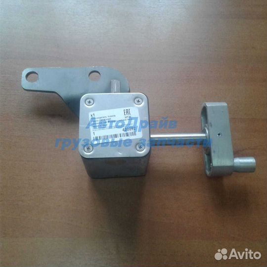 Механизм натяжки тента задний правый Шмитц 420092