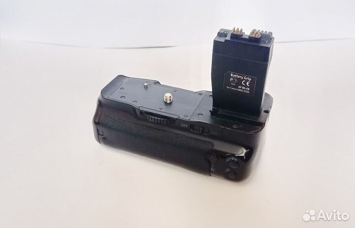 Зеркальный фотоаппарат canon eos 550d